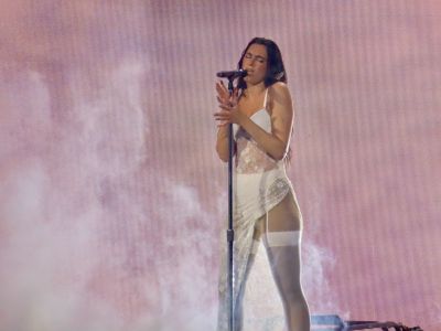 © x.com/haunted_betty
