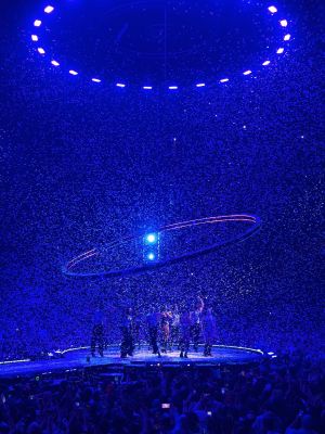 © instagram.com/em.dec
